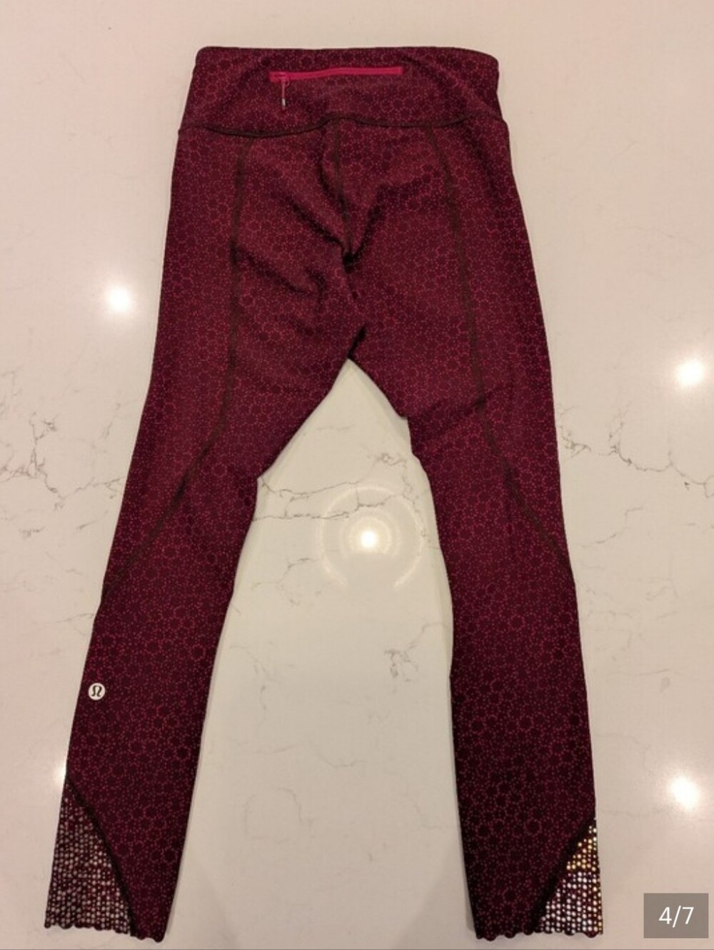 Lululemon Leggings in Star Pixel Rasberry Bordeaux, workout athleisure - Picture 6 of 7